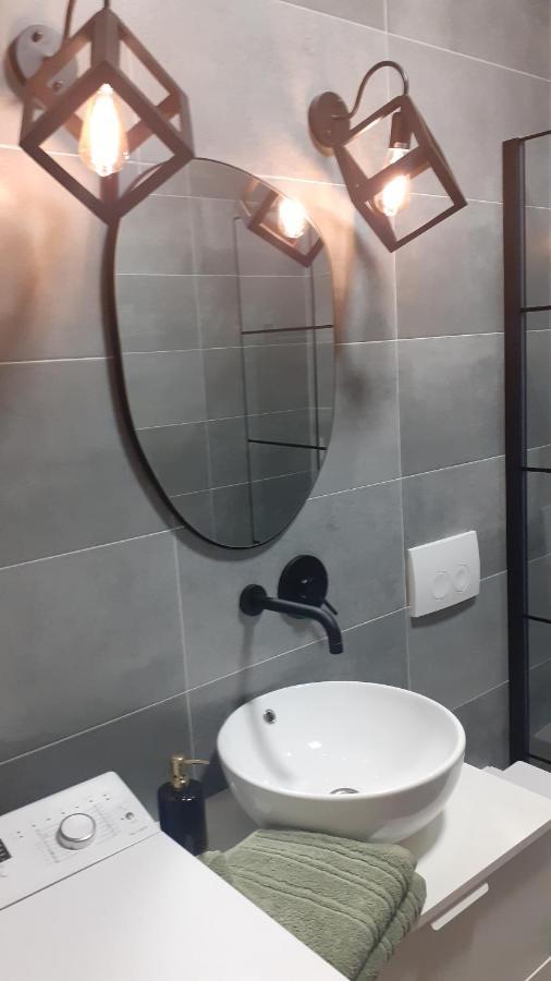 Oaza Klara Apartment Karlovac Bagian luar foto